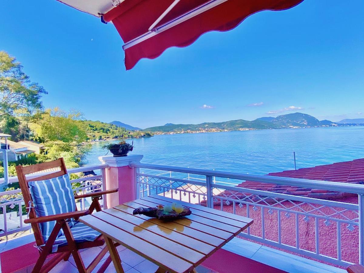 Apartment Seafront Ourania *