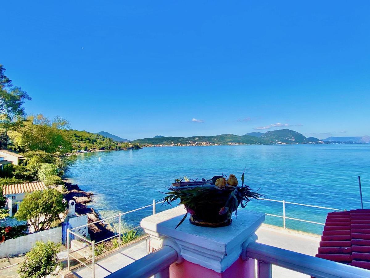 Apartment Seafront Ourania *